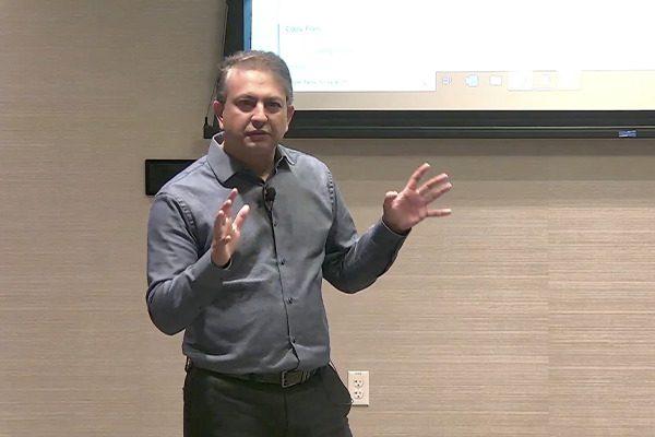 Komprise-Analytics-Driven-Data-Management-SFD19-30x20